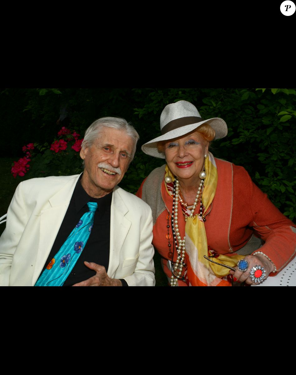 Jacqueline Monsigny et Edward Meeks - Babette de Rosieres recoit dans son restaurant à Maule 2013.