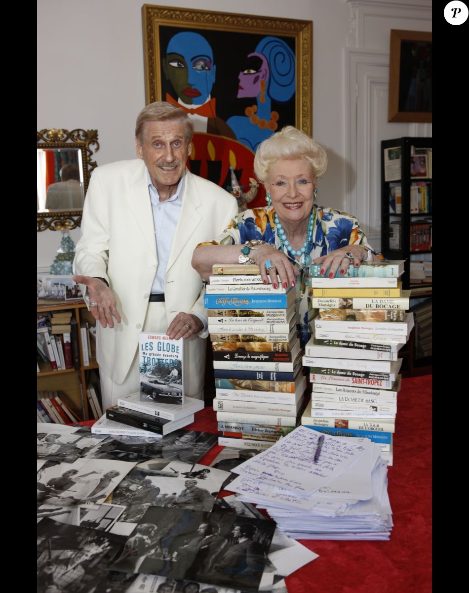Jacqueline Monsigny et son mari Edward Meeks chez eux à Paris, le 28 juin 2008.