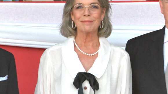 Caroline de Monaco a sorti les perles pour briller avec Charlotte Casiraghi : mère et fille sublimes en Chanel