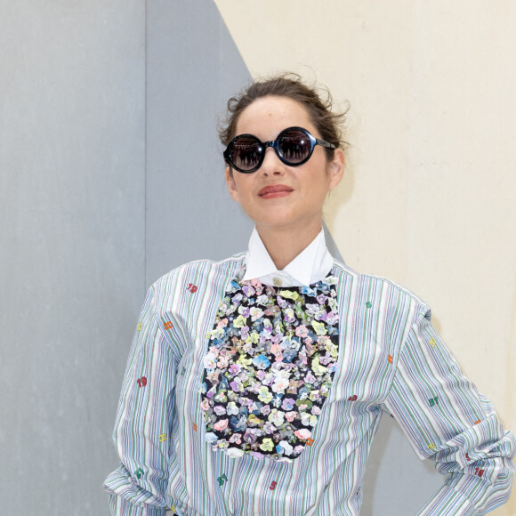 Marion Cotillard au photocall du défilé de mode Haute-Couture automne-hiver 2022-2023 "Chanel" à Paris, France, le 5 juillet 2022. © Olivier Borde/Bestimage 