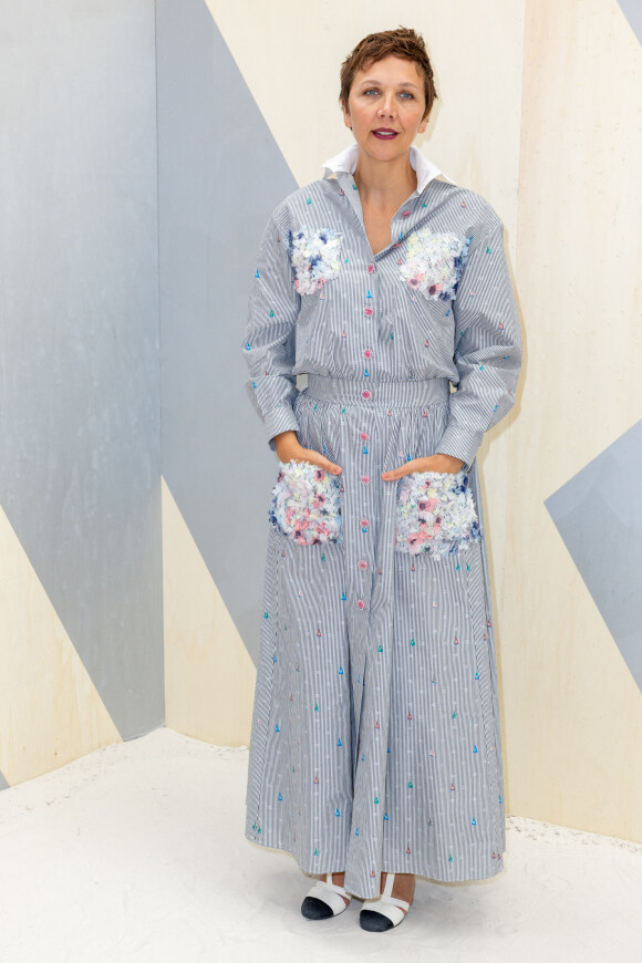 Maggie Gyllenhaal au photocall du défilé de mode Haute-Couture automne-hiver 2022-2023 "Chanel" à Paris, France, le 5 juillet 2022. © Olivier Borde/Bestimage 
