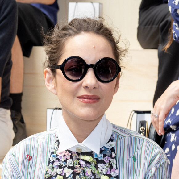 Marion Cotillard au front row du défilé de mode Haute-Couture automne-hiver 2022-2023 "Chanel" à Paris, France, le 5 juillet 2022. © Olivier Borde/Bestimage 