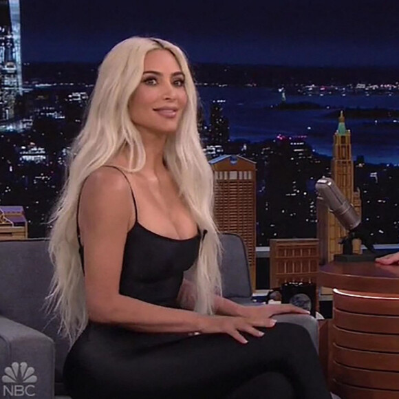 Kim Kardashian sur le plateau de l'émission "The Tonight Show Starring Jimmy Fallon" à New York, le 21 juin 2022. 