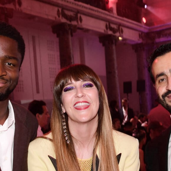Stéphane Bak, Daphné Bürki, Jonathan Cohen - 19ème "Diner de la Mode" au bénéfice de Sidaction au Pavillon Cambon Capucines dans le cadre de la Fashion Week de Paris, France. Le 7 juillet 2022. © Rachid Bellak / Bestimage 