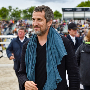 Guillaume Canet participe à la reconnaissance des célébrités de la Longines Global Champions Tour Grand Prix of Paris lors de la 8ème édition du "Longines Paris Eiffel Jumping" au Champ de Mars à Paris, France, le 25 juin 2022. © Perusseau-Gorassini-Tribeca/Bestimage 