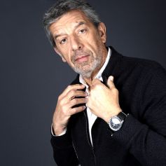 Portrait de Michel Cymes en marge de l'émission "Chez Jordan" à Paris le 8 avril 2022. © Cédric Perrin / Bestimage
