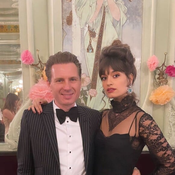 Clara Luciani et son compagnon Alex Kapranos lors de son 30ème anniversaire