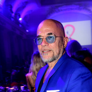 Pascal Obispo - 19ème "Diner de la Mode" au bénéfice de Sidaction au Pavillon Cambon Capucines dans le cadre de la Fashion Week de Paris, France. Le 7 juillet 2022. © Rachid Bellak / Bestimage 