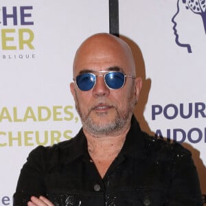 Exclusif - Pascal Obispo - Coulisses du XVème gala pour la Fondation Recherche Alzheimer à l'Olympia à Paris le 14 mars 2022. Sous la direction artistique de P. Souchon, des grands noms de la chanson française se mobilisent autour d'un concert sur le thème "2 générations chantent pour la 3ème". L'intégralité des bénéfices de cette soirée servira à financer la recherche sur la maladie d'Alzheimer. © Bertrand Rindoff/Bestimage 