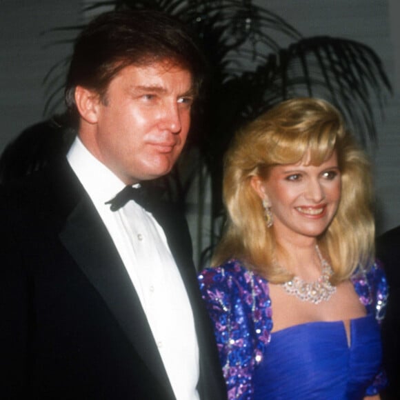 Ivana Trump, la première femme de l'ancien président américain D. Trump, et mère de trois de ses enfants, est décédée jeudi à l'âge de 73 ans.