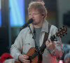 Ed Sheeran se produit au Today Show à New York City, New York, Etats-Unis, le 9 décembre 2021. 