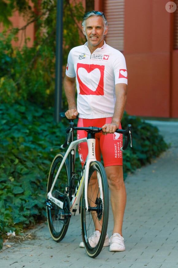 Paul Belmondo - Portraits des personnalités participant à l'étape du coeur de l'association "Mécénat Chirurgie Cardiaque" (MCC) à l'Hôtel Ibis Centre lors du tour de France, St Etienne, France, le 14 juillet 2022. © Christophe Clovis / Bestimage 