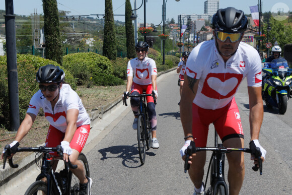 Exclusif - Sarah Ourahmoune, Sandy Heribert, Richard Virenque - Personnalités lors de l'Etape du Coeur de l'association Mécénat Chirurgie Cardiaque (MCC) entre Rive-de-Gier et Saint-Etienne à l'occasion du Tour de France 2022. Le 15 juillet 2022 © Christophe Clovis / Bestimage