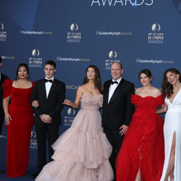 Tanner Novlan, Louis Ducruet et sa femme Marie, Jacqueline MacInnes Wood, le Prince Albert II de Monaco, Camille Gottlieb, Krista Allen, Thorsten Kaye - Cérémonie de clôture du 61ème Festival de Télévision de Monte Carlo le 21 juin 2022. © Denis Guignebourg/Bestimage 