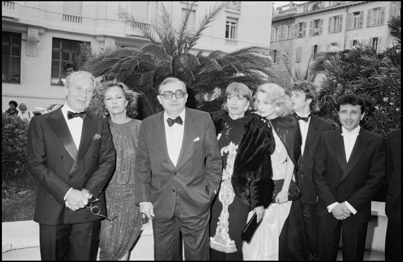 Jean Poiret, Caroline Cellier, Claude Chabrol, Stéphane Audran et Pauline Lafont au Festival de Cannes 1985. 