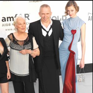Bernadette Lafont, Jean-Paul Gautier et Morgane Dubled à Cannes