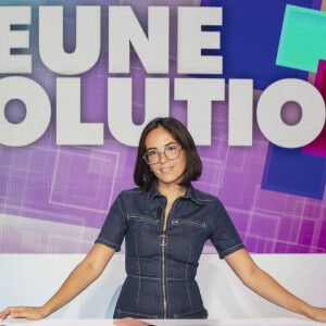 Exclusif - Agathe Auproux présente l'émission "1 jeune, 1 solution" sur C8 pour aider les jeunes à trouver un emploi. La première a été diffusée le 10 septembre 2021. © Jack Tribeca / Bestimage