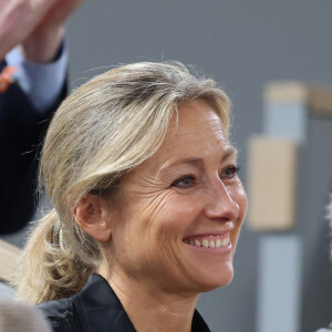 Anne-Sophie Lapix en tribune (jour 13) lors des Internationaux de France de Tennis de Roland Garros 2022 à Paris, France, le 3 juin 2022. © Dominique Jacovides/Bestimage