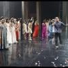 Kamel Ouali remercie les artistes et le public lors de la dernière représentation de Cleopâtre, le 31 janvier 2010