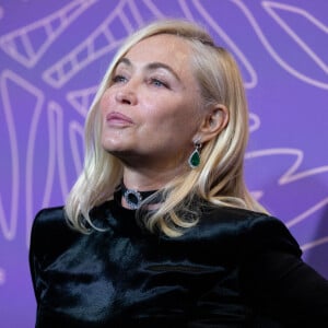 Emmanuelle Béart - Photocall du dîner du 75e Festival International du Film de Cannes. Le 24 mai 2022. © Olivier Borde / Bestimage
