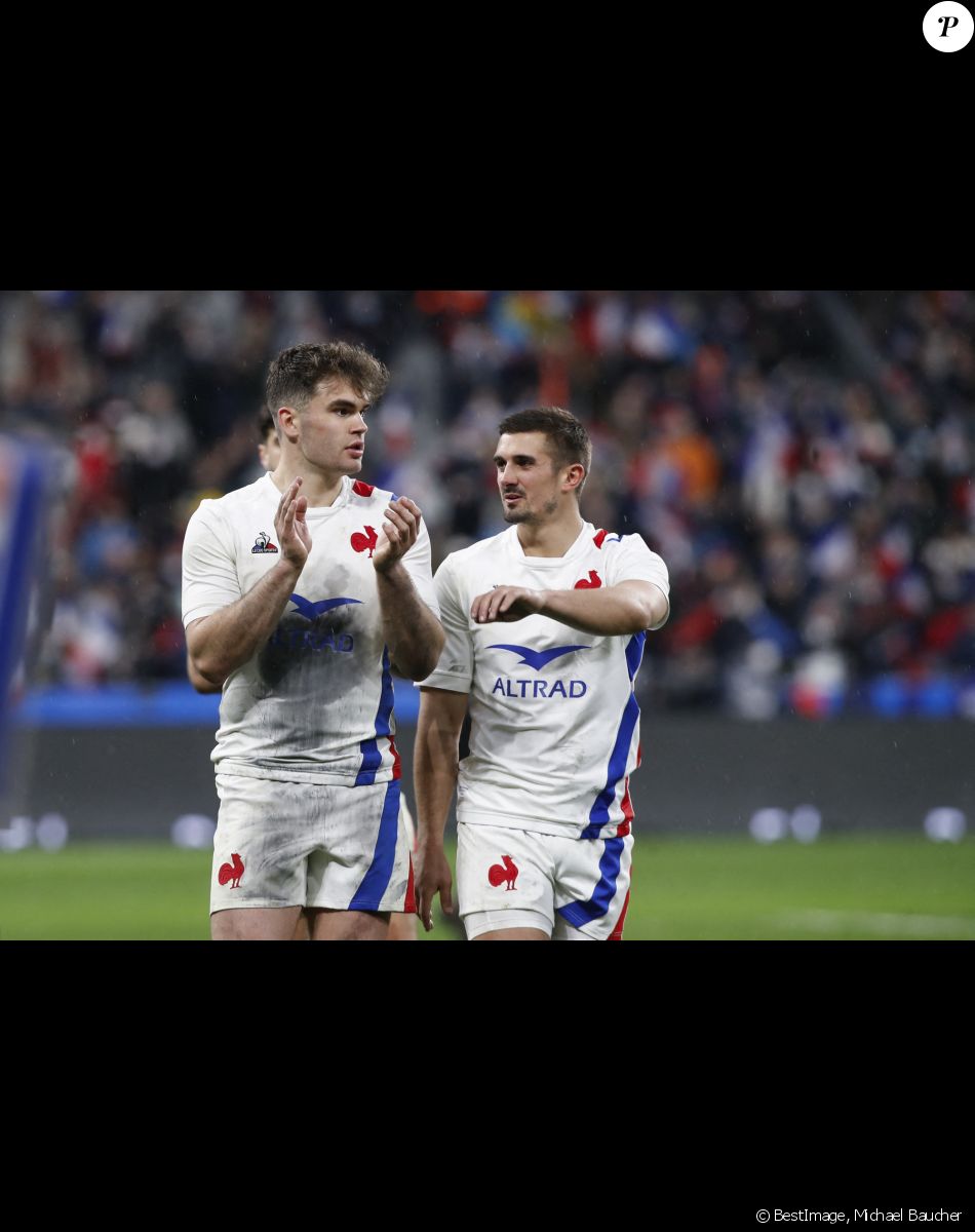 Damian Penaud (France) - Thomas Ramos (France) lors du match de Rugby du tournoi des VI Nations opposant la France à l'IItalie au Stade de France à Saint-Denis, FRance, le 6 février 2022. © Michael Baucher/Panoramic/Bestimage