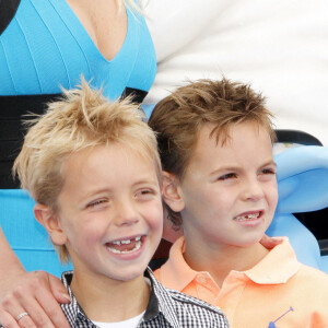 Britney Spears et ses fils Jayden James Federline and Sean Federline à Los Angeles Photograph: © Thomas Janssen, /PCN/ABACAPRESS.COM