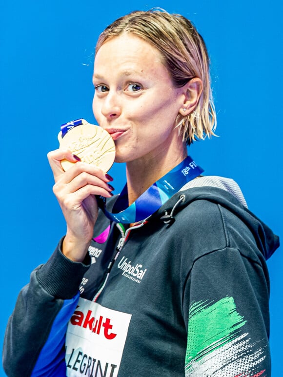 Federica Pellegrini savoure sa victoire à l'issue du 200 m nage libre aux Mondiaux de natation à Gwangju, le 24 juillet 2019. L'italienne a parcouru sa distance de prédilection en 1'54"22 pour remporter ainsi son 4ème titre mondial après ceux de 2009, 2011 et 2017. Gwangju. Le 24 juillet 2019. © Inside / Panoramic / Bestimage.