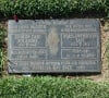 Photos de la tombe de Sharon Tate et de son enfant Paul Richard Polanski dans la cimetière Sainte-Croix à Culver en Californie.