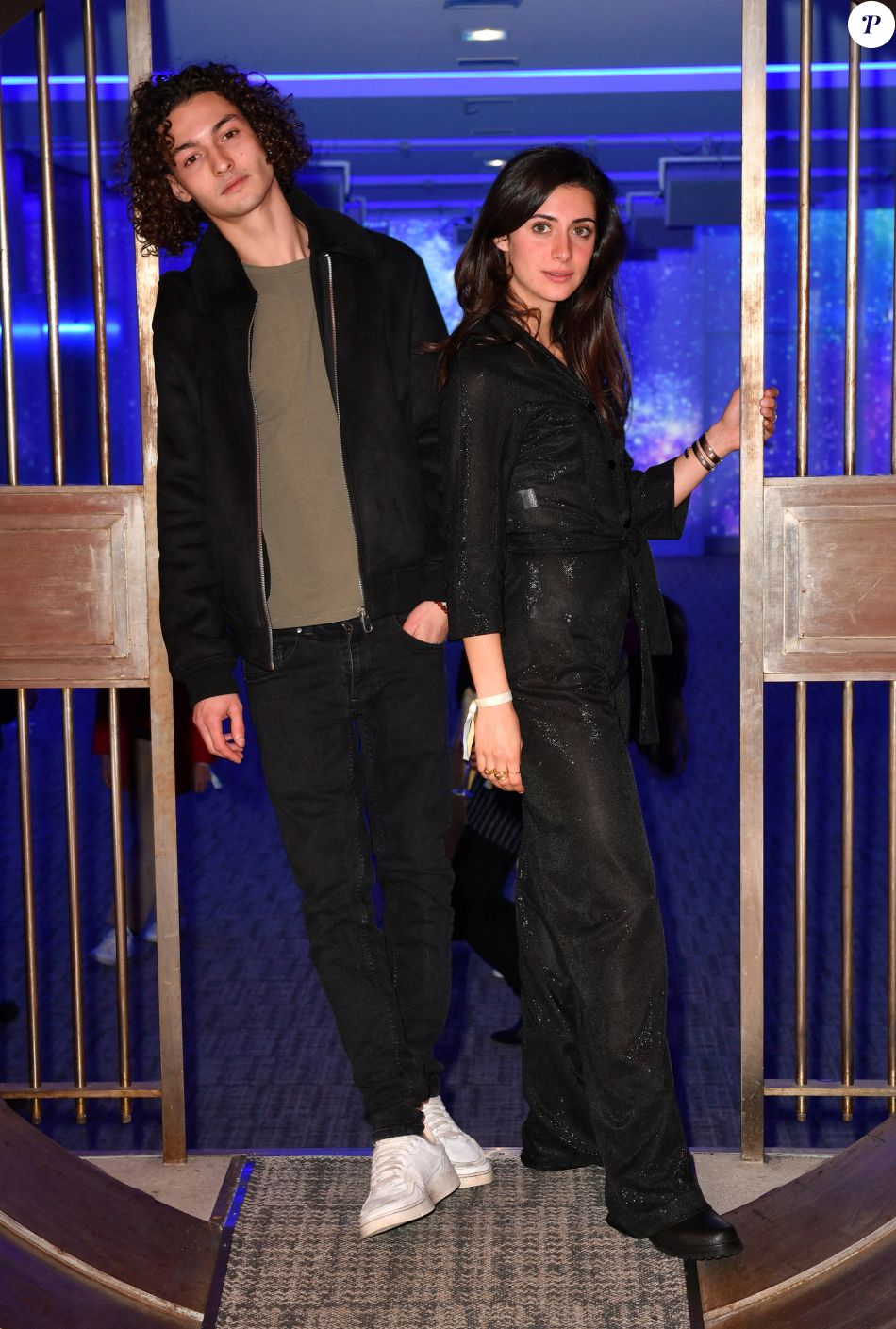 Rebecca Benhamour Enceinte Qui Est Le Papa Exclusif - Khaled Alouach (Théo Teyssier dans la série Ici tout commence  sur TF1) et Rebecca Benhamour (Célia dans la série Ici Tout Commence sur  TF1) - Soirée - Purepeople