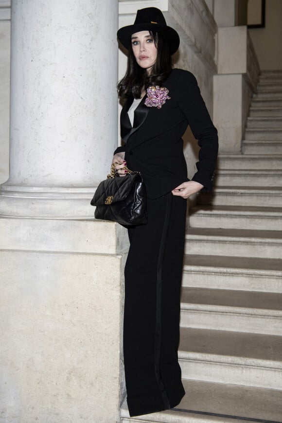 Isabelle Adjani Soirée en l'honneur du don de Cindy Chao d'une broche de sa collection "Annual Butterfly" à la Galerie de Bijoux du Musée des Arts Décoratifs. Paris, le 20 janvier 2020. © Julio Piatti