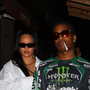 Rihanna et son compagnon ASAP Rocky arrivent au restaurant "Emilio" à New York, le 11 août 2022.