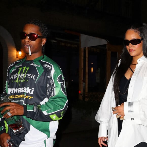 Rihanna et son compagnon ASAP Rocky arrivent au restaurant "Emilio" à New York, le 11 août 2022.