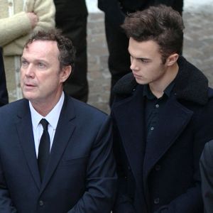 Julien Lepers et son fils Guillaume Lepers - Obsèques de Raymond Lepers, le père de l'animateur en la cathédrale d'Antibes