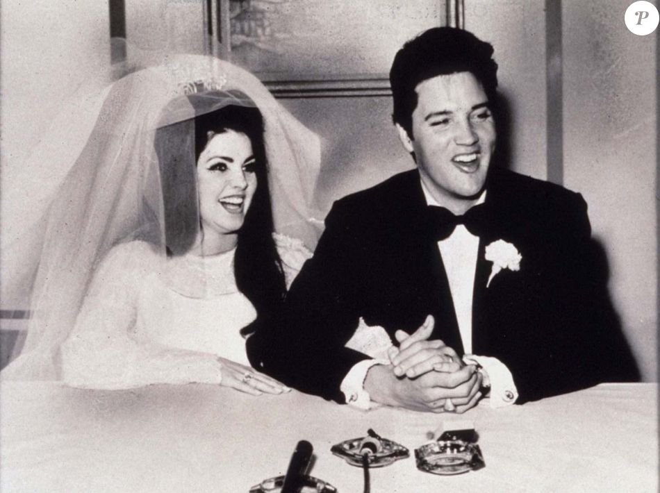 Priscilla et Elvis Presley lors de leur mariage