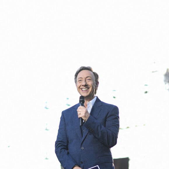 Exclusif - Stéphane Bern (Chaussures Louboutin aux couleurs Bleu Blanc Rouge) - Enregistrement de l'émission "Le concert de Paris" à la Tour Eiffel pour le 14 Juillet à Paris, diffusé sur France 2 © Pierre Perusseau-Tiziano da Silva / Bestimage