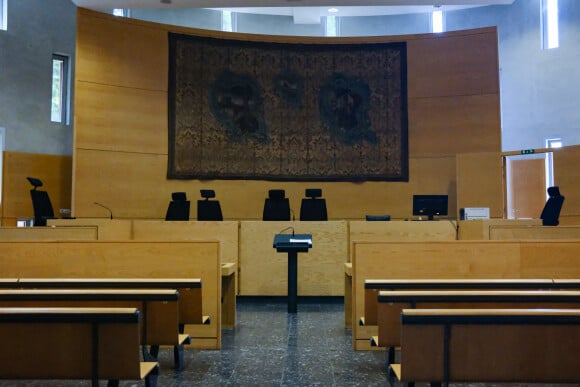 Illustration d'une salle d'audience du tribunal de Toulouse où est étudiée l'affaire Jubillar