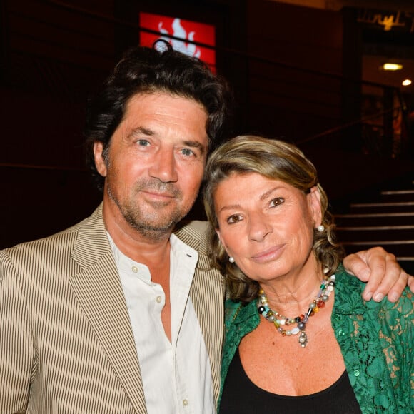 Bruno Madinier et sa femme Camille - People au spectacle des "Coquettes" à l'Olympia à Paris, avec en première partie B. Krief et E. Semoun, le 2 juin 2017. © Coadic Guirec/Bestimage