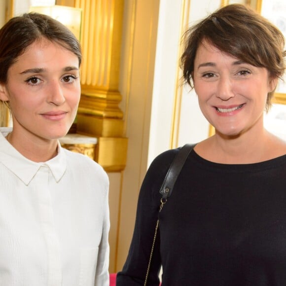 Daniela Lumbroso et sa fille Lola Bessis - Remise de décoration de Commandeur de l'Ordre des Arts et des Lettres à Harvey Keitel au ministère de la culture à Paris. Le 13 octobre 2015.