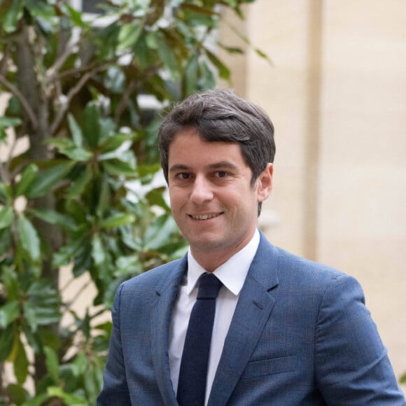 Le ministre délégué chargé des comptes publics, Gabriel Attal - La Première ministre Élisabeth Borne réunit le gouvernement à Matignon pour "définir les feuilles de route des différents ministres et partager la méthode gouvernementale". Paris. Le 27 mai 2022. © Jacques Wit / Pool / Bestimage 