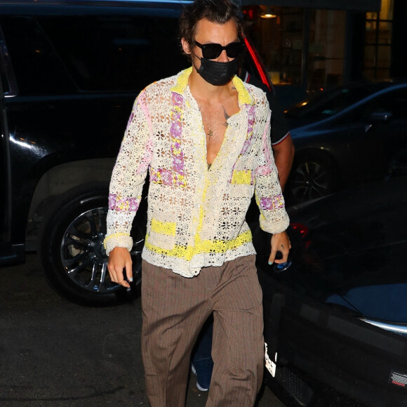 Harry Styles et sa compagne Olivia Wilde vont dîner au restaurant Rubirosa à New York le 18 août 2022.