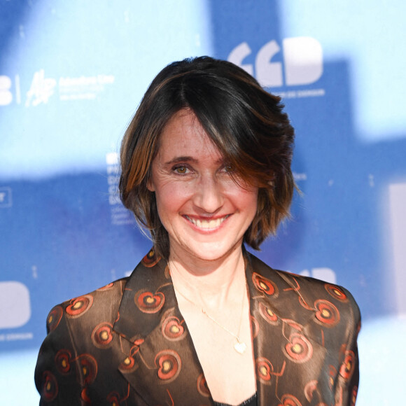 Alexia Laroche-Joubert au photocall du jury de la première édition du film de demain (FFD) au Ciné Lumière de Vierzon le 2 juin 2022. © Coadic Guirec / Bestimage