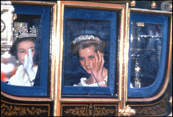 Lady Diana et la reine Elizabeth