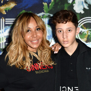 Cathy Guetta et son fils Tim Elvis au défilé Kenzo Homme collection Automne-Hiver lors de la fashion week à Paris. © Veeren/CVS/Bestimage