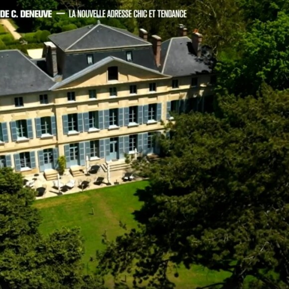 Images de l'ancien château de Catherine Deneuve.