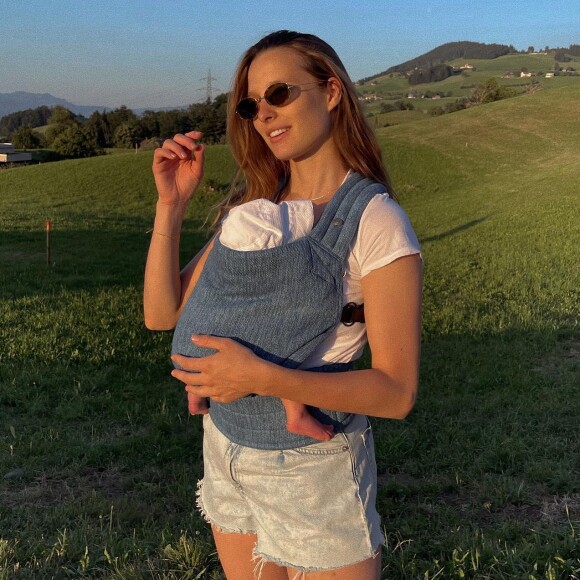 Ilona Smet avec son bébé sur Instagram.