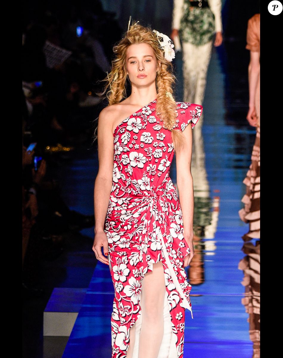 Théma - Les "filles de" défilent pour Jean-Paul Gaultier - Ilona Smet - Défilé de mode Jean-Paul Gaultier collection Haute Couture Printemps/Eté 2017 lors de la fashion week à Paris, France, le 25 janvier 2017.