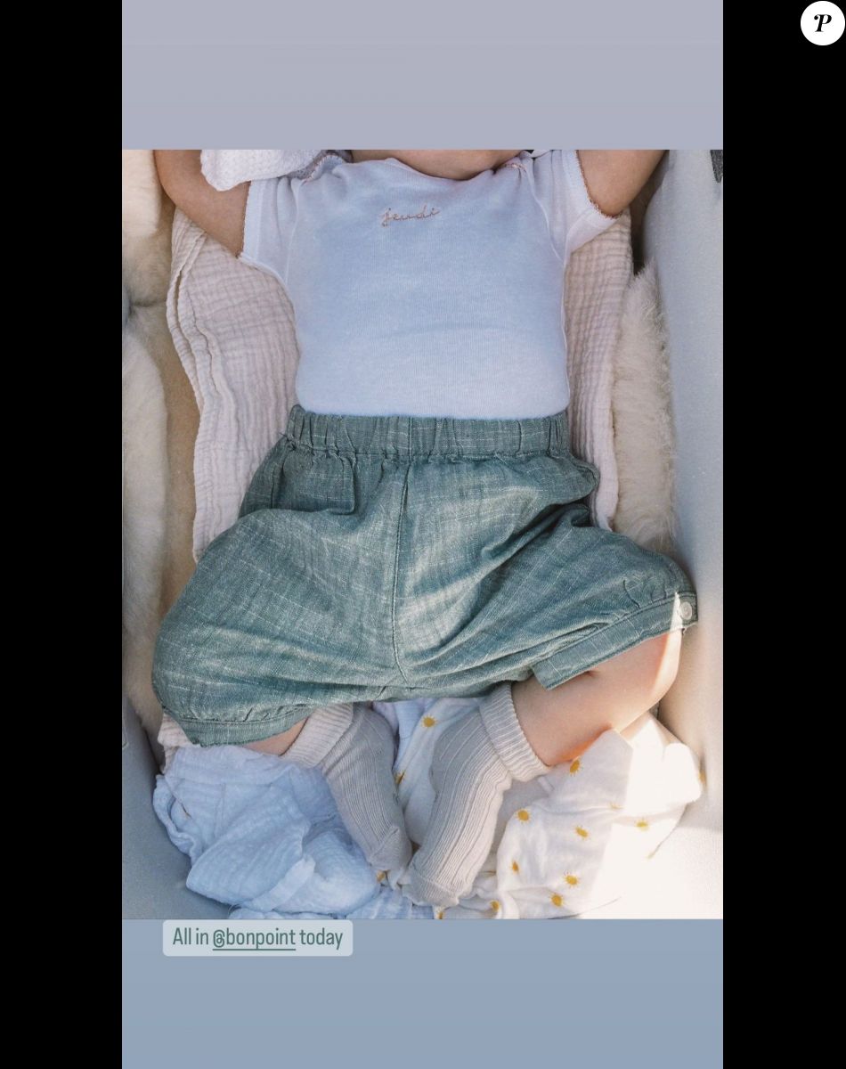 Ilona Smet dévoile une photo de son bébé sur Instagram.