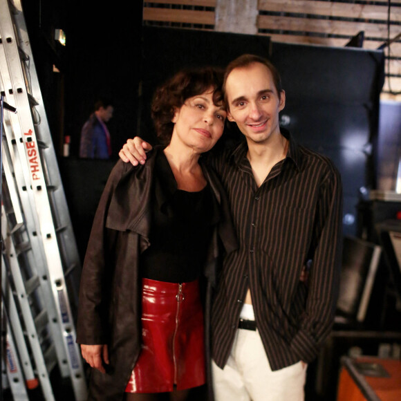 Exclusif - Isabelle Mergault et Nicolas Lumbreras en backstage - Enregistrement de la pièce de théâtre "On refait le boulevard" au théâtre de la porte Saint-Martin à Paris, France, le 10 octobre 2016 pour une diffusion le vendredi 21 octobre à 20h55 sur France 3. © Gouhier-Jacovides/Bestimage
