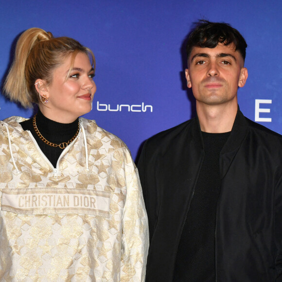 Louane et son compagnon Florian Rossi - Avant Première de " Belle " film animé japonais au Grand Rex à Paris le 6 décembre 2021. © Veeren / Bestimage 