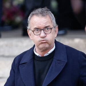 Christophe Dechavanne - Sorties des obsèques de Jean-Pierre Pernaut en la Basilique Sainte-Clotilde à Paris. © Aurelien Morissard/Panoramic/Bestimage 